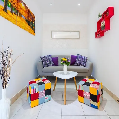 Apartment Clearview