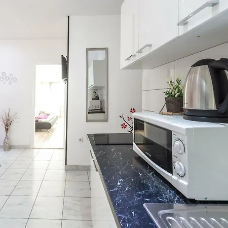 Clearview Apartment